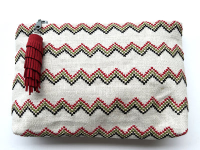 Zigzag Pouch off white (Palestinian colours)