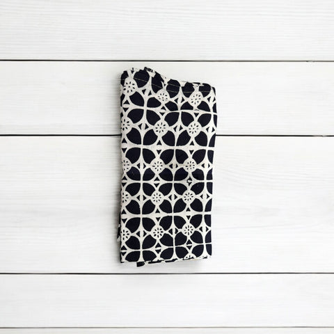 Handprinted set of 4 napkins - Love Welcomes